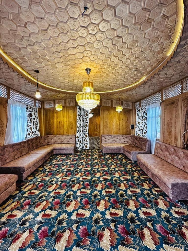 The Heritage Safina Group Of Houseboats Srīnagar Zewnętrze zdjęcie