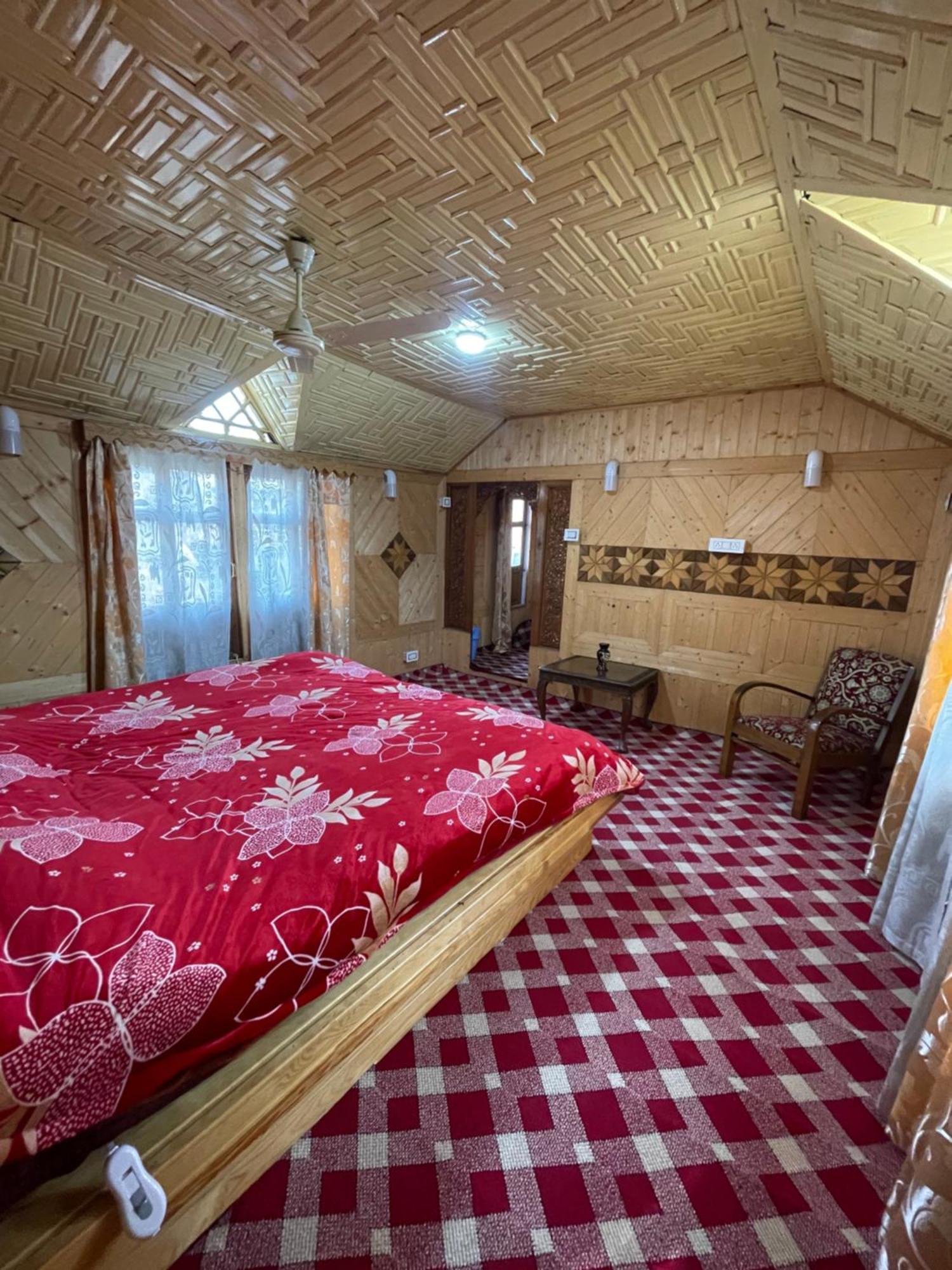 The Heritage Safina Group Of Houseboats Srīnagar Zewnętrze zdjęcie
