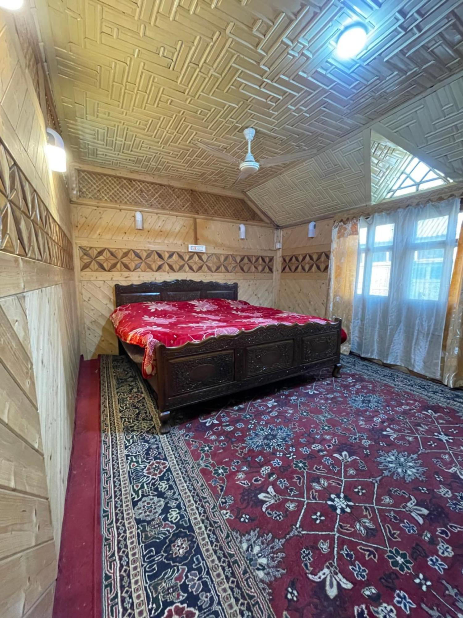 The Heritage Safina Group Of Houseboats Srīnagar Zewnętrze zdjęcie
